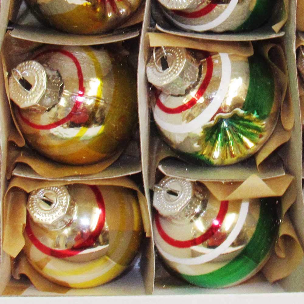 Kurt S. Adler Kurt Adler 30mm Solid and Reflector Glass Ball Set of 16 Ornament Set, 16 Piece