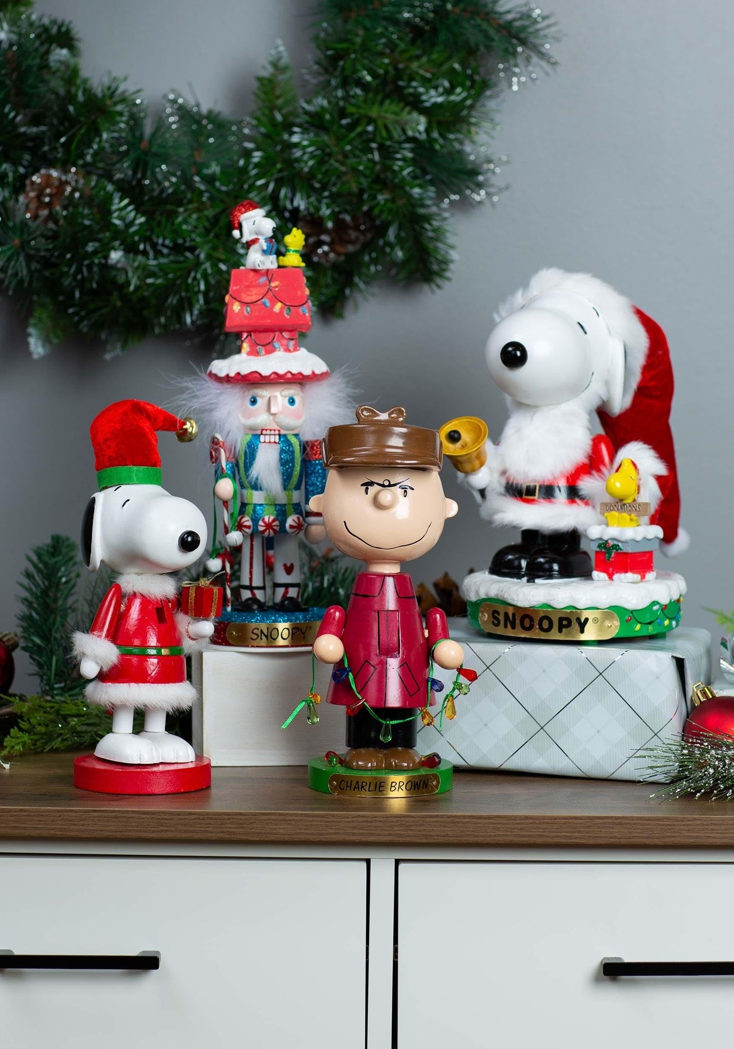 Kurt Adler Peanuts Snoopy Hollywood Nutcracker