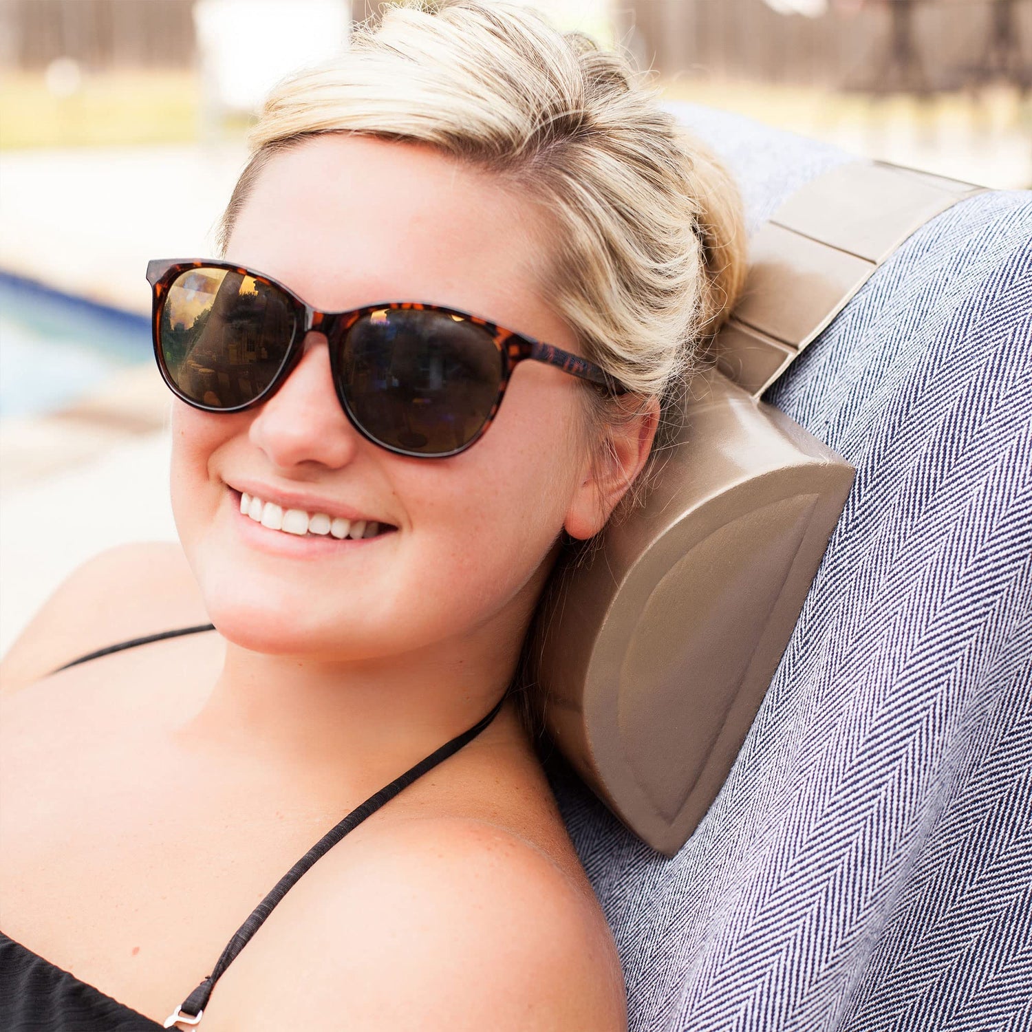 TRC Recreation Super Soft Cushioned Closed Cell Vinyl Coated Foam Pool, Spa, and Bath Head and Neck Pillow with Soft Cushioned Interior, Bronze