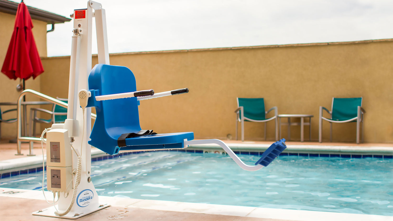 Aqua Creek Ranger 2 Flat Pack Pool Lift, (No Anchor) 350 LB Capacity, Non-Rotational ADA Compliant Lift
