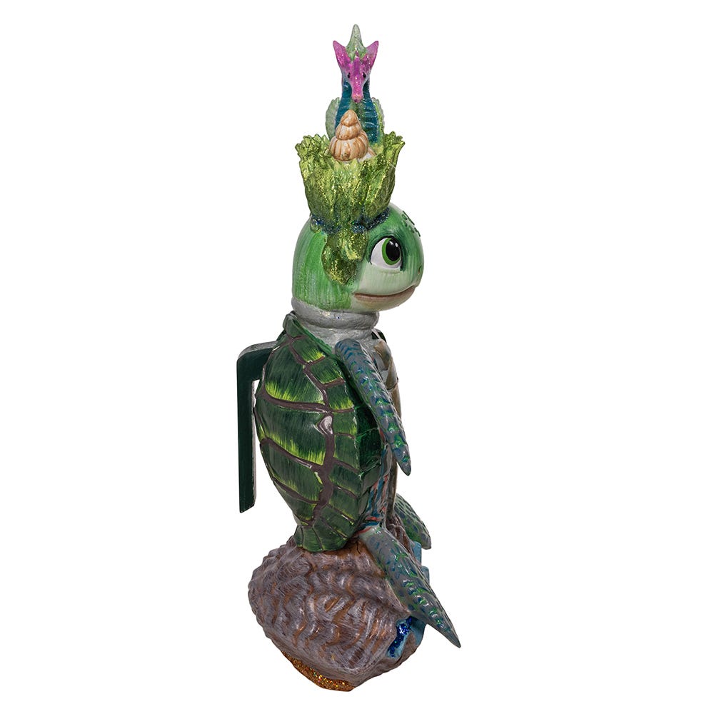 Kurt S. Adler 16“ Hollywood Nutcrackers™ Sea Turtle Nutcracker