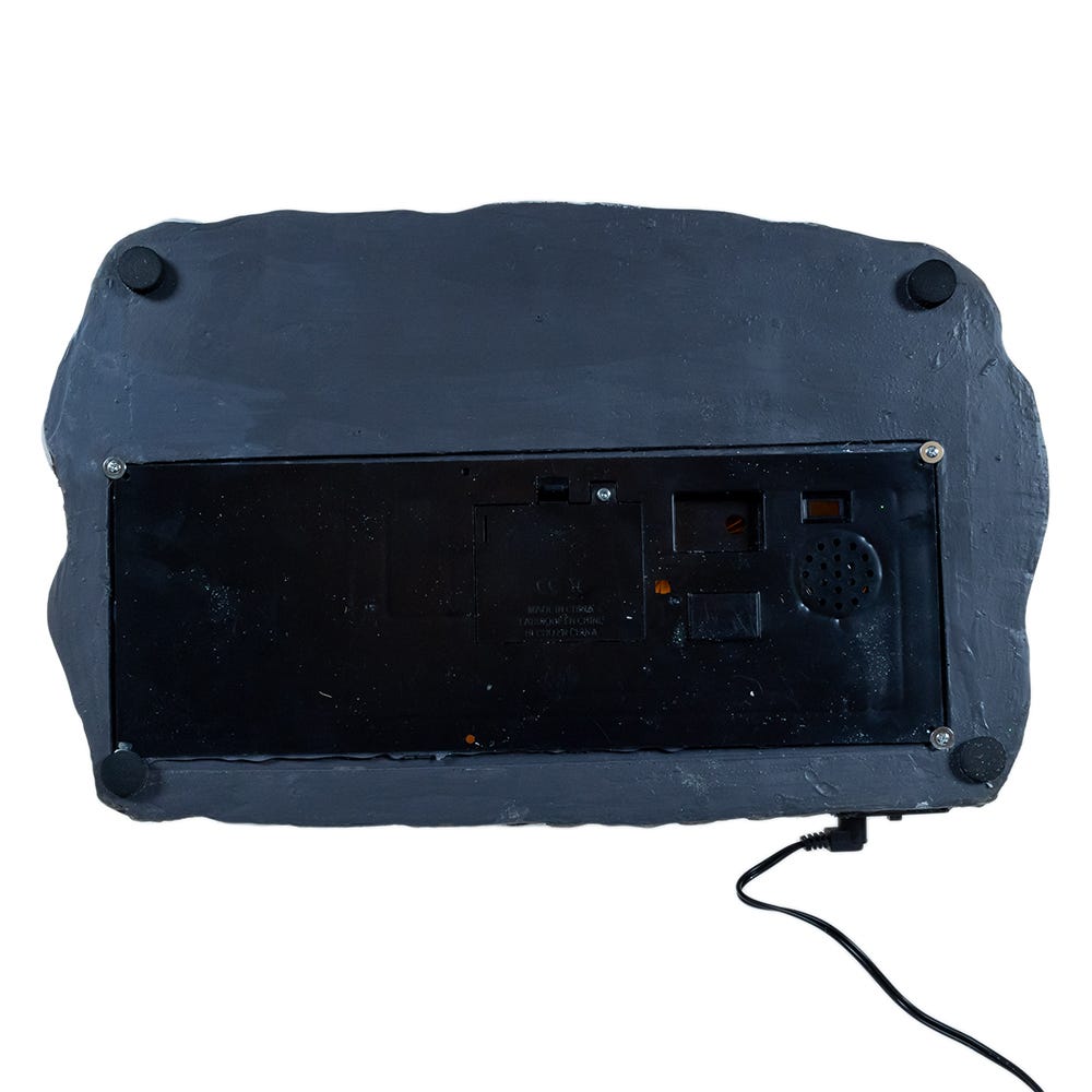 Kurt S. Adler 7.3“ Battery Operated Multicolor LED Lighted Musical Santa & Sleigh Table Piece