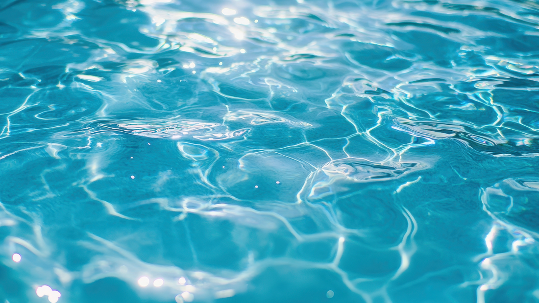 Chlorine vs Saltwater Pool: Which Is Better?