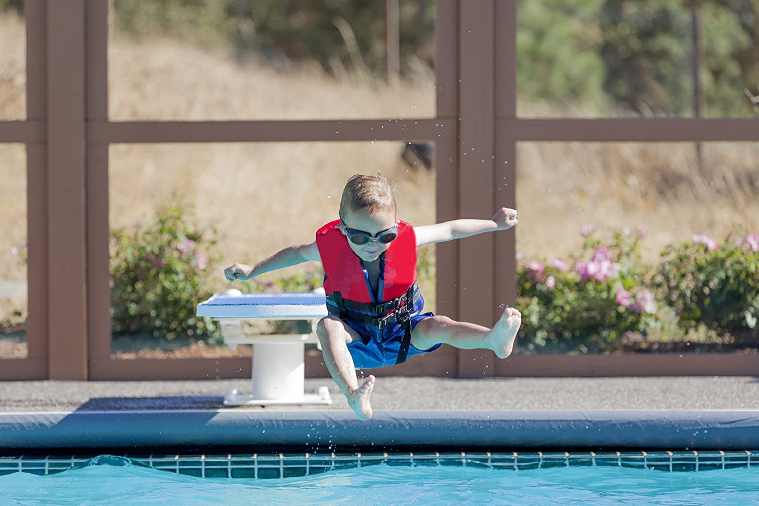 S.R. Smith 66-209-578S2B Diving Board, 8-Foot, Radiant White with Blue TrueTread