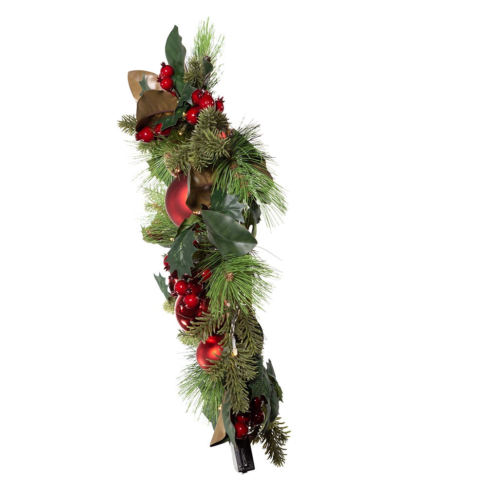 Kurt S. Adler 22“ Battery-Operated Pre-Lit Warm White LED Red Berries and Ball Ornaments Wreath