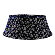 Kurt S. Adler 27“ Navy With Snowflakes Tree Collar