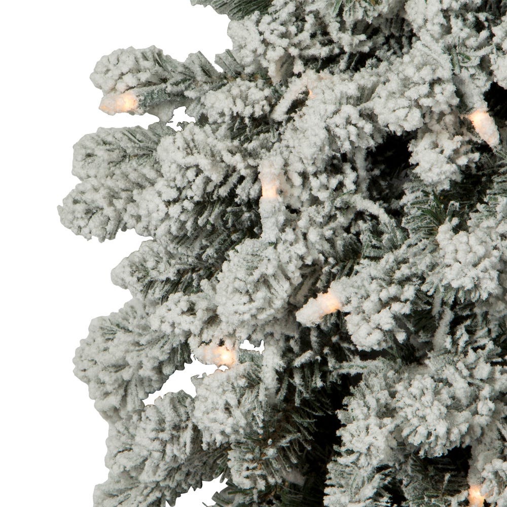 Kurt S. Adler 24“ Pre-Lit Clear Incandescent Vail Pine Wreath